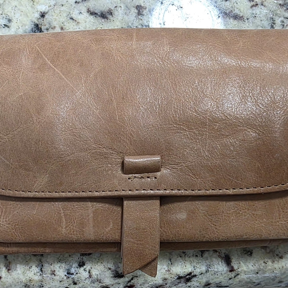 Lucky Brand Small Tan Leather Envelope Crossbody Purse